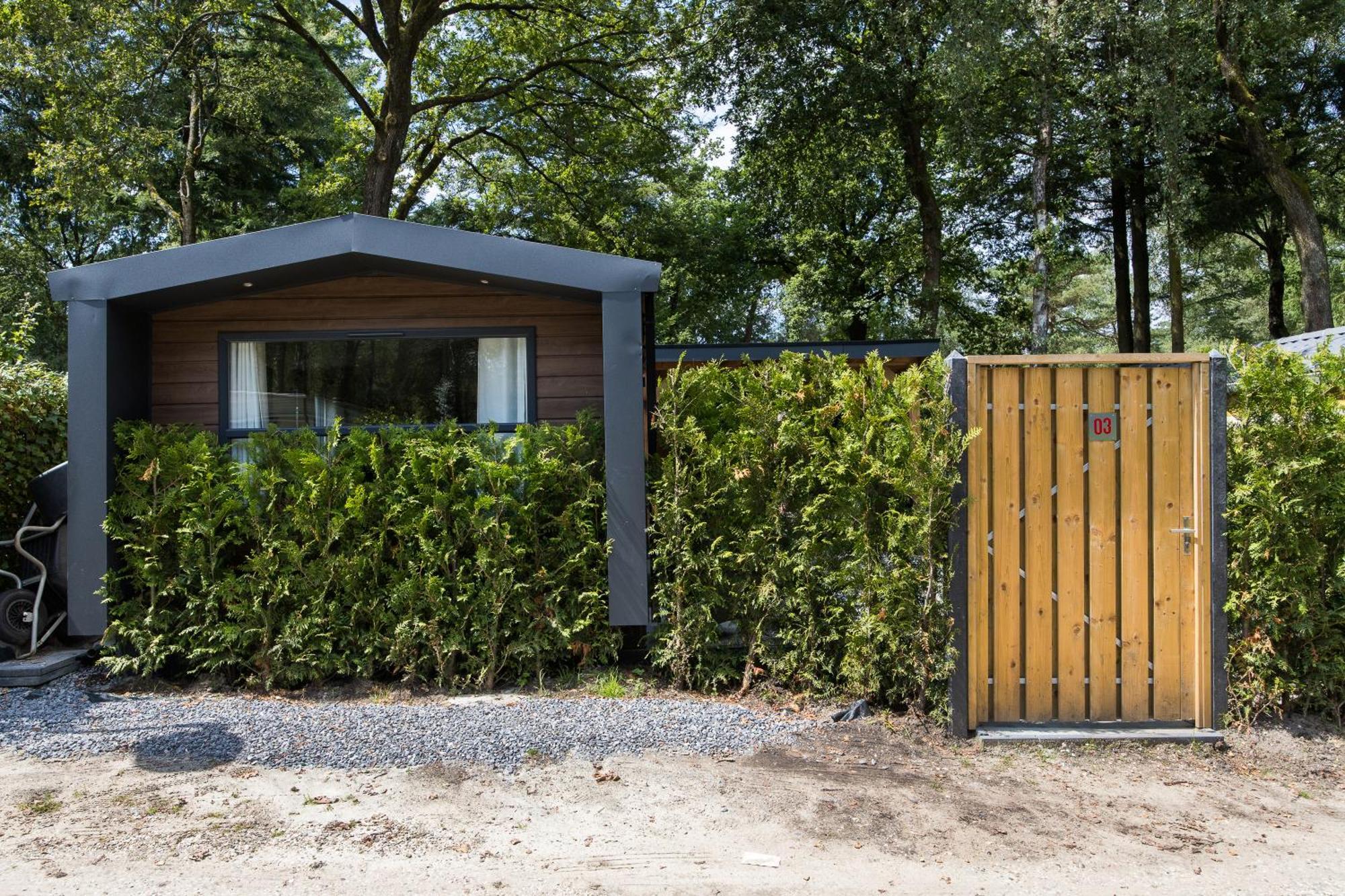 Veluwe Hoenderloo Luxury Chalet With Private Sauna And Hot Tub - Swimming Pool Tennis Court Supermarket Bowling Alley Theatre And Entertainment For Children Buitenkant foto