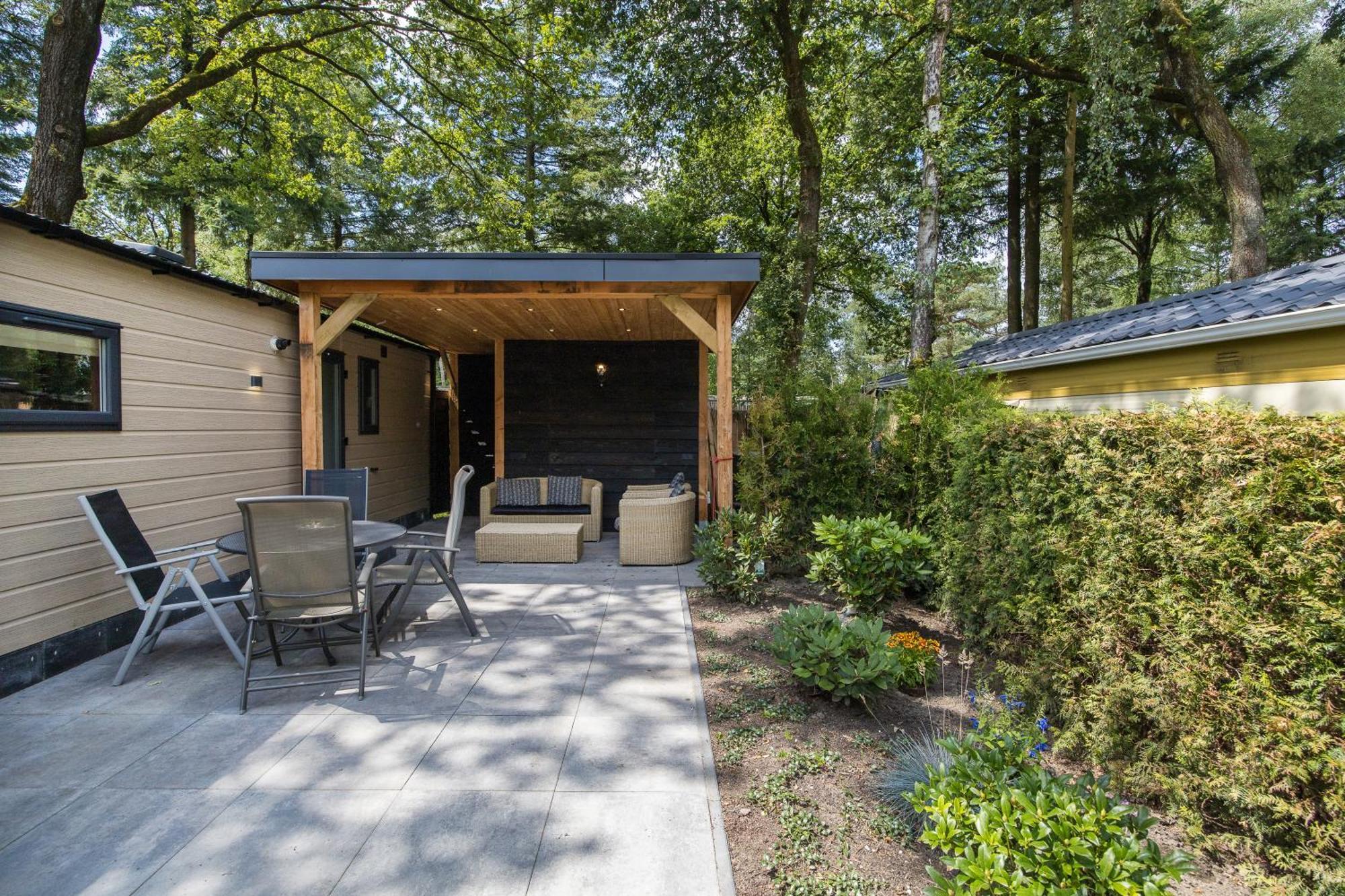 Veluwe Hoenderloo Luxury Chalet With Private Sauna And Hot Tub - Swimming Pool Tennis Court Supermarket Bowling Alley Theatre And Entertainment For Children Buitenkant foto