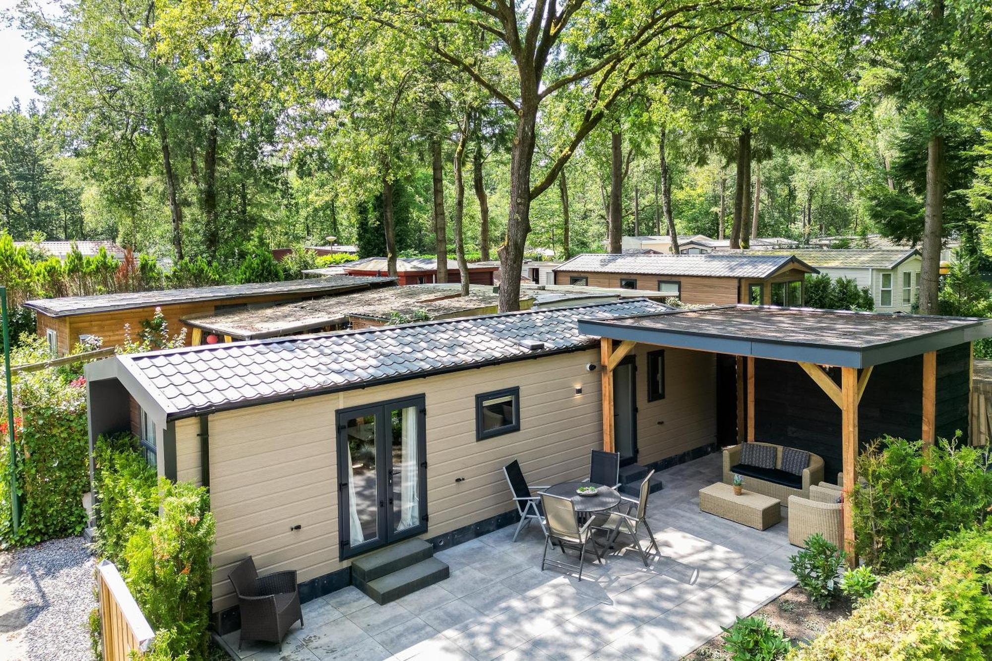 Veluwe Hoenderloo Luxury Chalet With Private Sauna And Hot Tub - Swimming Pool Tennis Court Supermarket Bowling Alley Theatre And Entertainment For Children Buitenkant foto