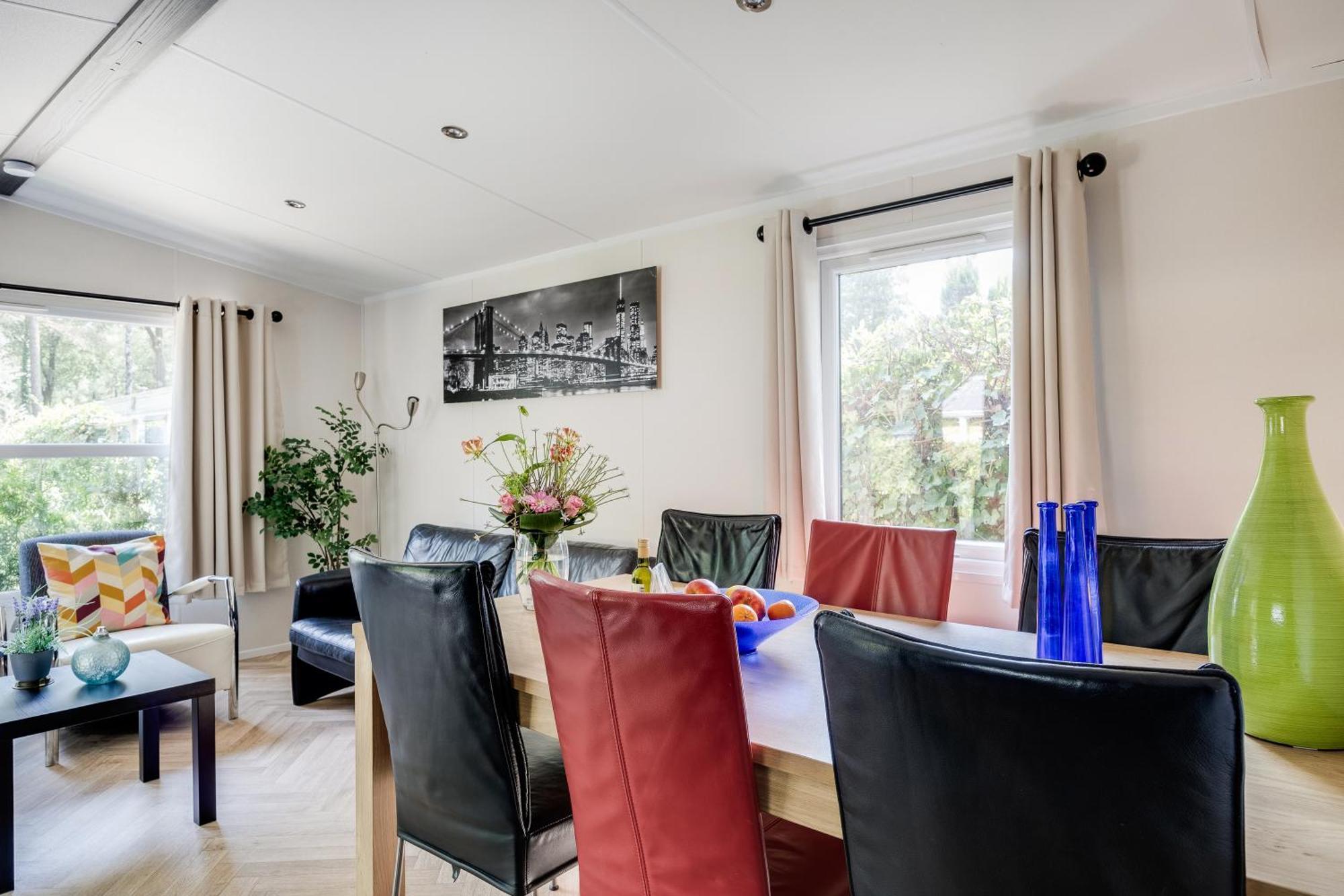 Veluwe Hoenderloo Luxury Chalet With Private Sauna And Hot Tub - Swimming Pool Tennis Court Supermarket Bowling Alley Theatre And Entertainment For Children Buitenkant foto